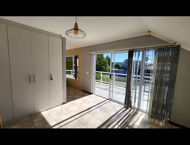 3 bed property to rent in KOMMETJIE
